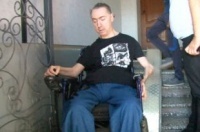 «С вас 530 тысяч». Инвалид-колясочник вынужден погашать кредит работодателя 