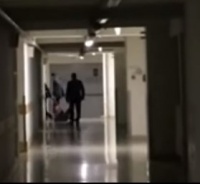 Девушку-инвалида выгнали из московского торгового центра
