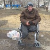 «Сначала подумали, что это собака»: в Волгограде инвалид-колясочник больше 20 лет живет на улице