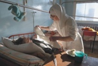 Что необходимо знать об уходе за тяжелобольными. Цены на услуги