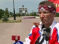 Инвалид-колясочник проехал через всю Россию