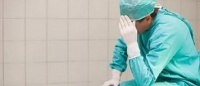 Инвалид второй группы, оставшись без ног, пытается добиться медицинской помощи