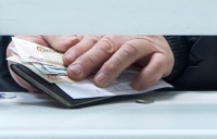 В правительстве задумались над индексацией пенсий работающим пенсионерам-инвалидам