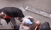 Жительница Тюмени сорвалась на пенсионерку-колясочницу