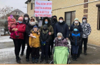 «Мой сын побеждал за Россию, а Россия делает его бомжем»