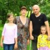 Он гнал жену прочь - считал, зачем ей безногий инвалид, а она кормила его с ложечки