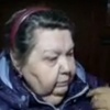 Выжившая при пожаре женщина-инвалид не может выбраться из сгоревшего дома