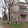 В Мариуполе чиновники показали старый пандус, чтобы продемонстрировать доступность